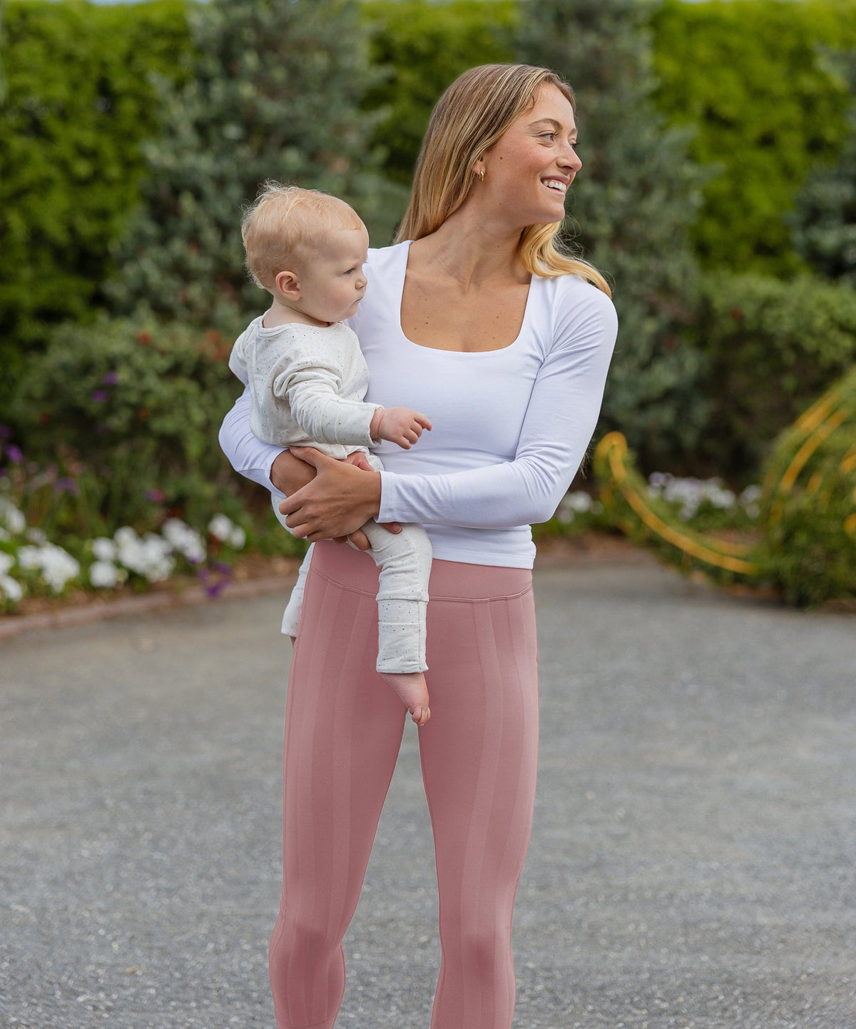 Full Flexx + Pockets | Hi-Rise | Front + Booty Resistance Leggings