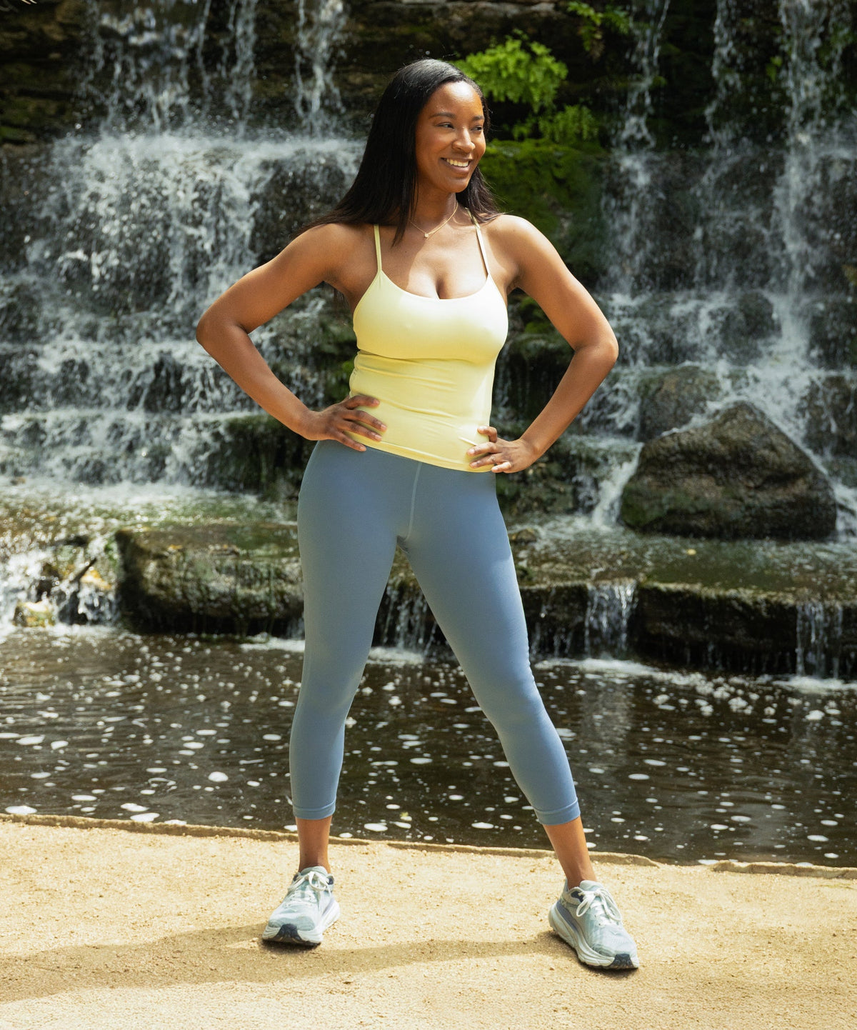 Booty Band Capri Pockets | Lightweight Fabric | Resistance Leggings