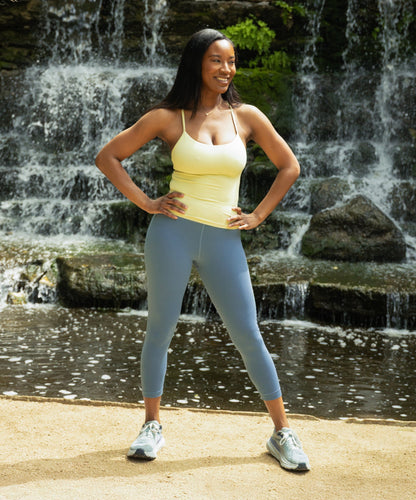 Booty Band Capri Pockets | Lightweight Fabric | Resistance Leggings