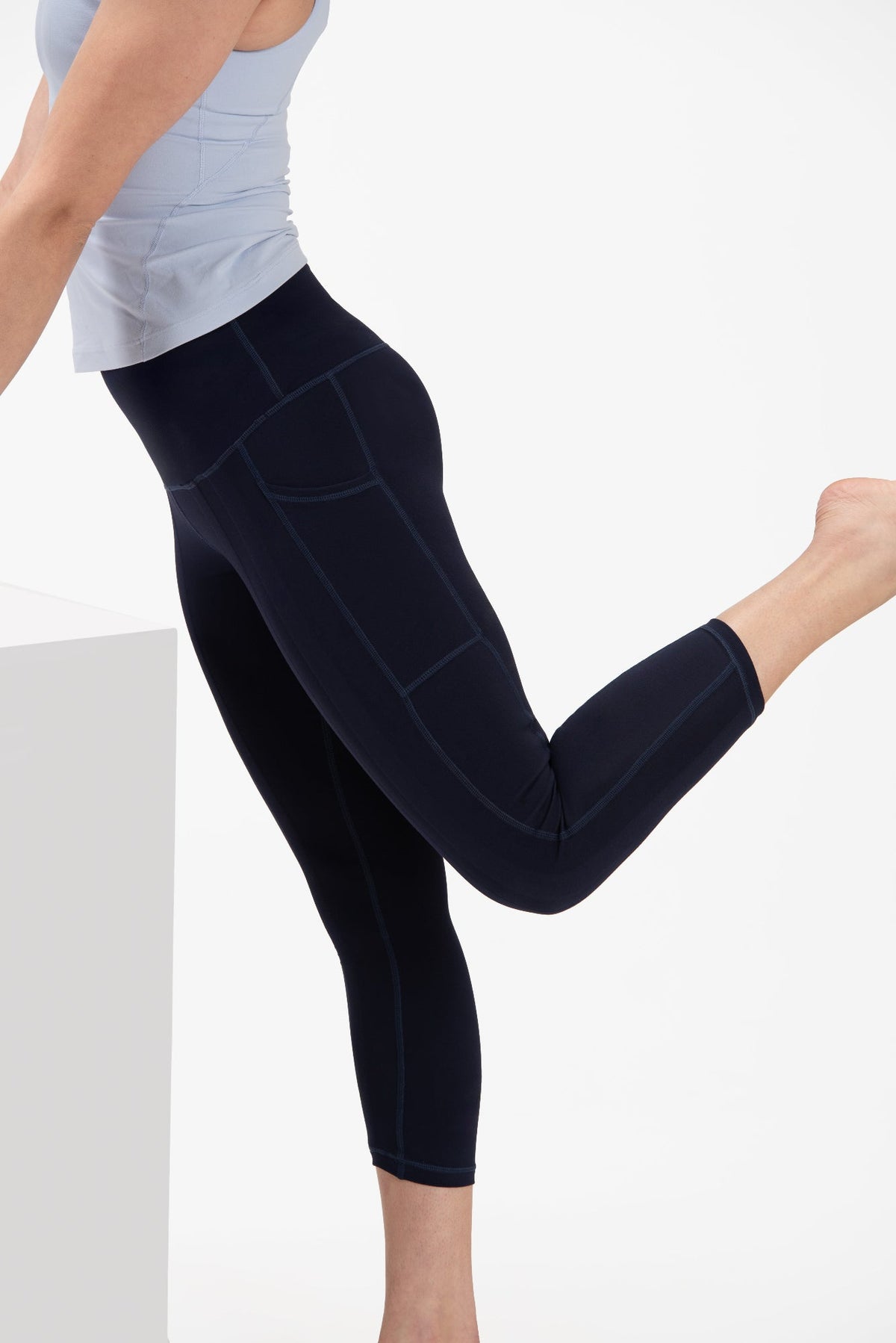 Capris + Pockets | Hi-Rise | Resistance Leggings